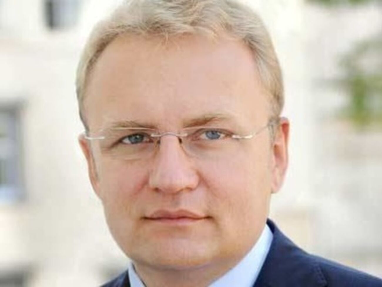 Я бесспорно готов помогать новой киевской власти, заявил Садовый