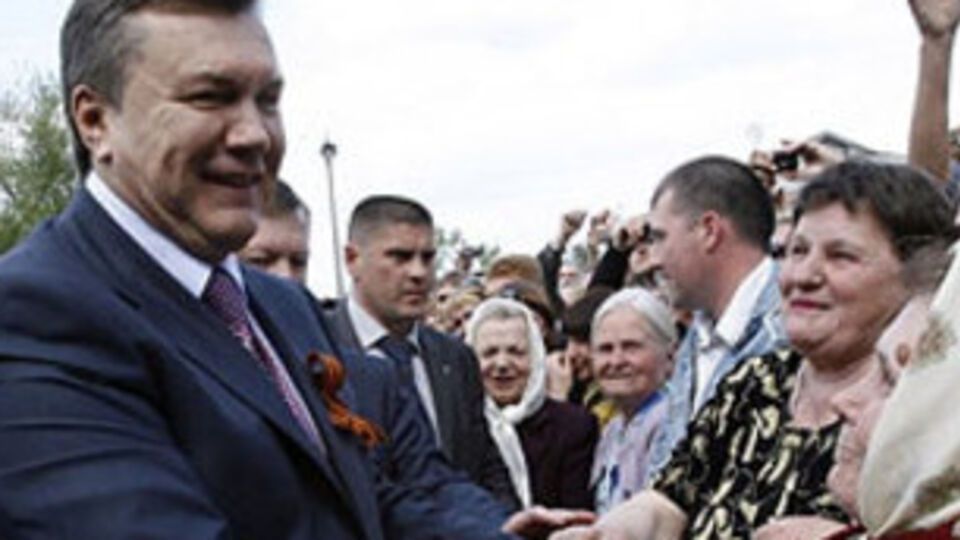 Швейцария заморозила счета беглого экс-президента Януковича