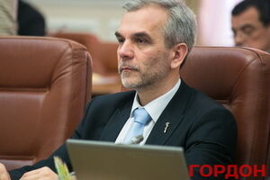 Мусия подозревают в "крышевании" рейдеров