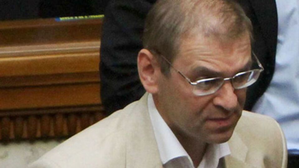 Военное положение предусматривает четкую вертикаль подчинения, считает Пашинский