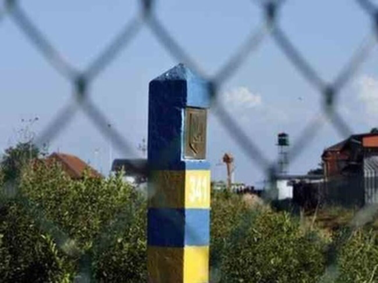 Россия продолжает поставлять в Украину боевиков через незащищенные участки на украинской границе