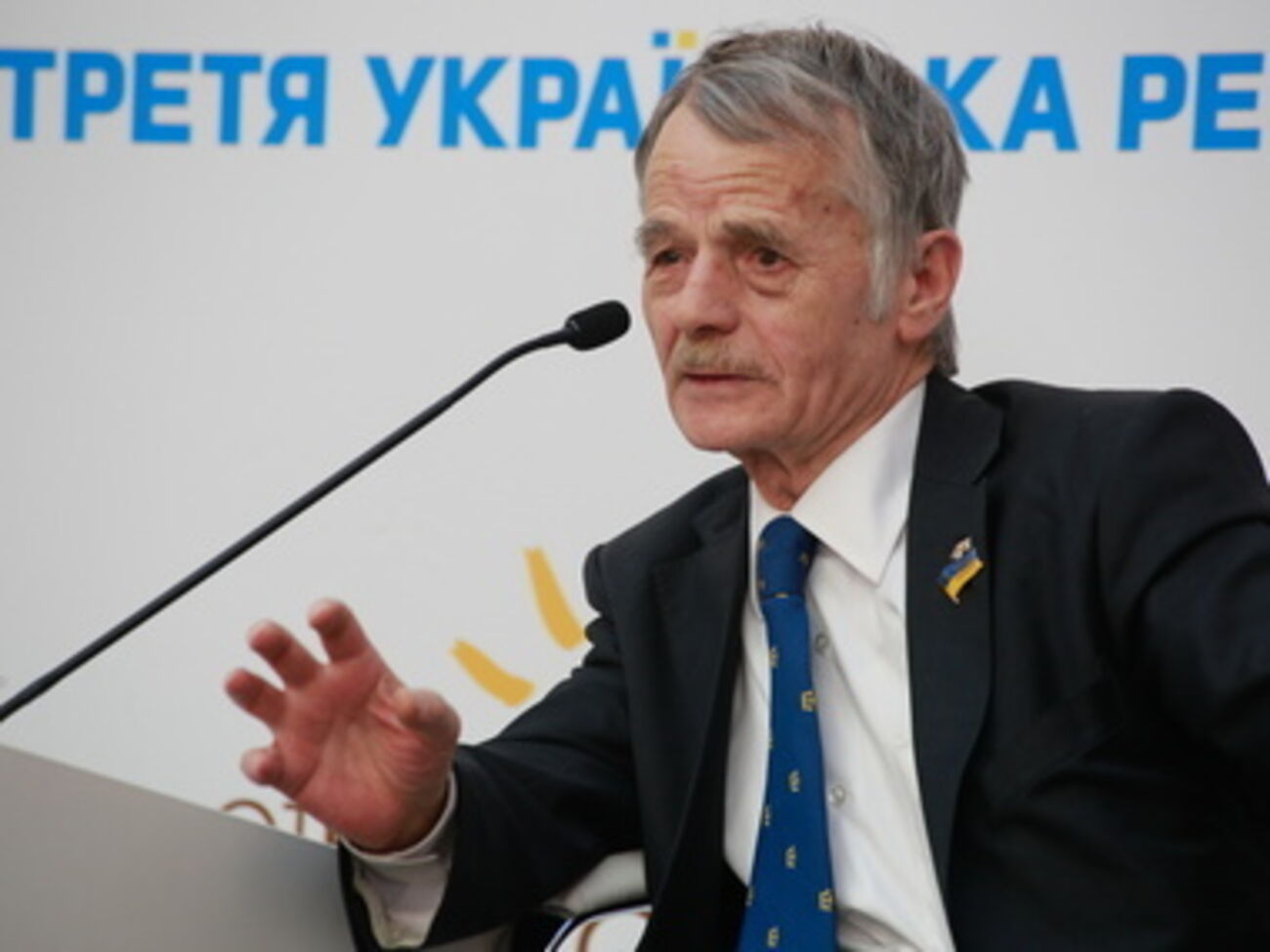 Джемилев стал первым лауреатом премии "Солидарность"