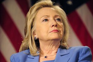 Клинтон выпустила книгу воспоминаний о своем пребывании на посту госсекретаря в правительстве Обамы