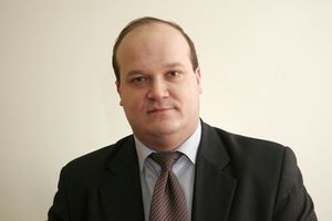 Во время избирательной кампании в штабе Петра Порошенко Валерий Чалый руководил международным департаментом