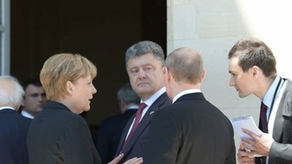 Путин подтвердил, что встреча с Порошенко в кулуарах состоялась по инициативе глав Франции и Германии