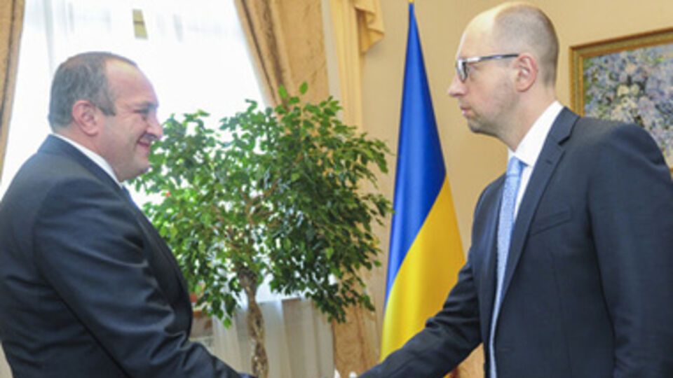 Арсений Яценюк подчеркнул необходимость неукоснительного соблюдения всеми государствами норм на принципы международного права