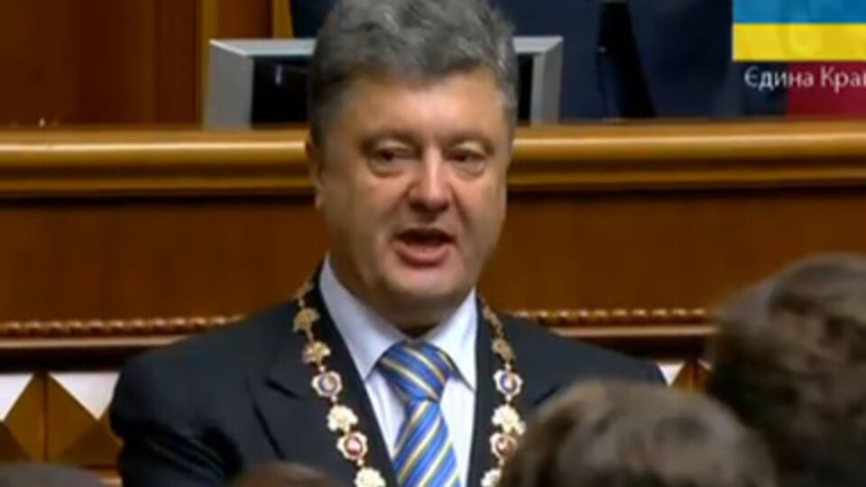 Порошенко пообещал курс на евроинтеграцию