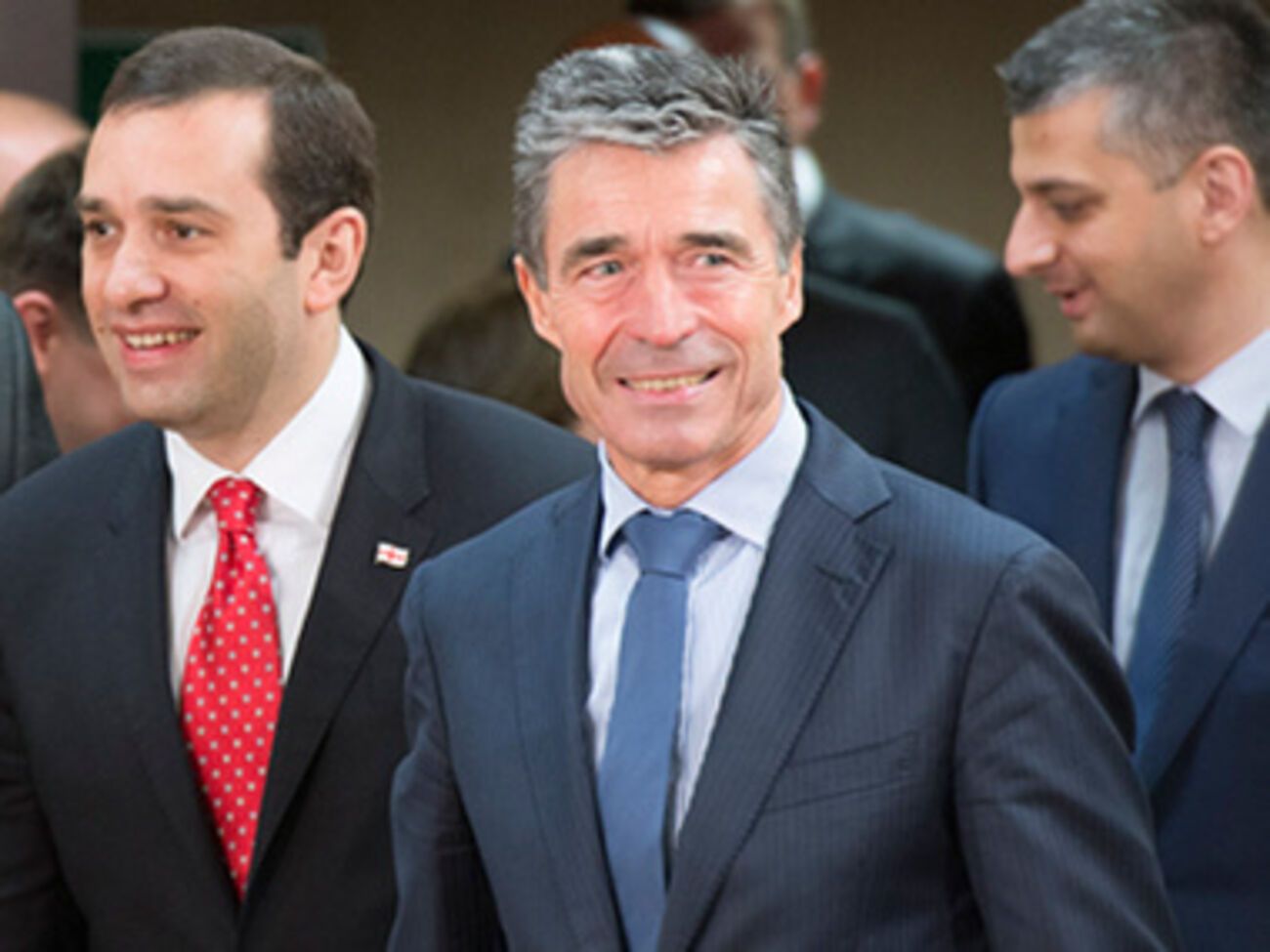 Расмуссен с нетерпением ожидает совместной работы с Порошенко