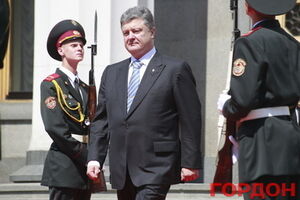 Порошенко принес присягу украинскому народу