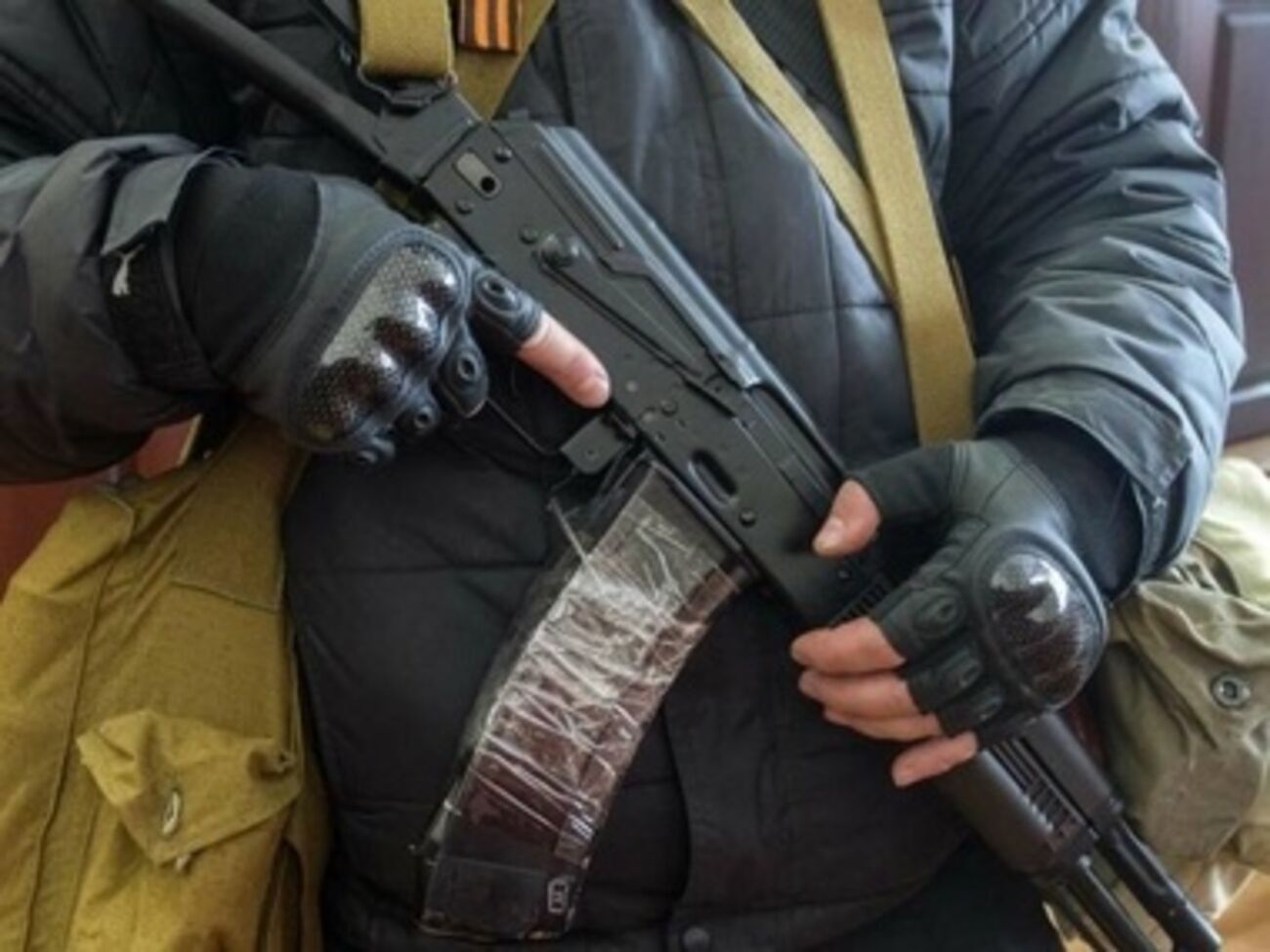 По данным облгосадминистрации, существенной угрозы прилегающим населенным пунктам нет