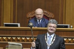 Порошенко 54 раза упомянул об Украине