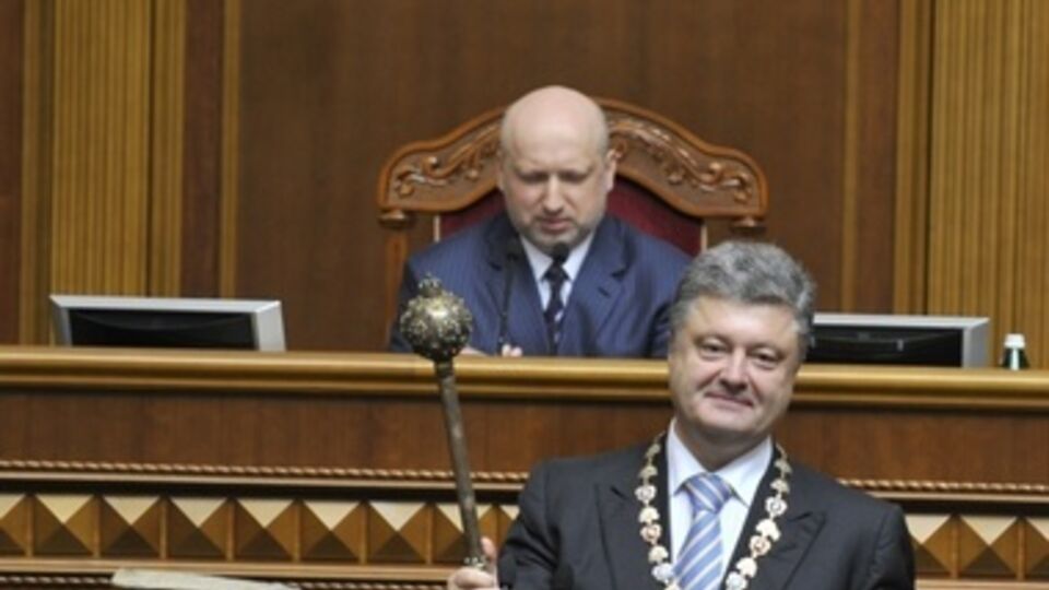 Порошенко 54 раза упомянул об Украине