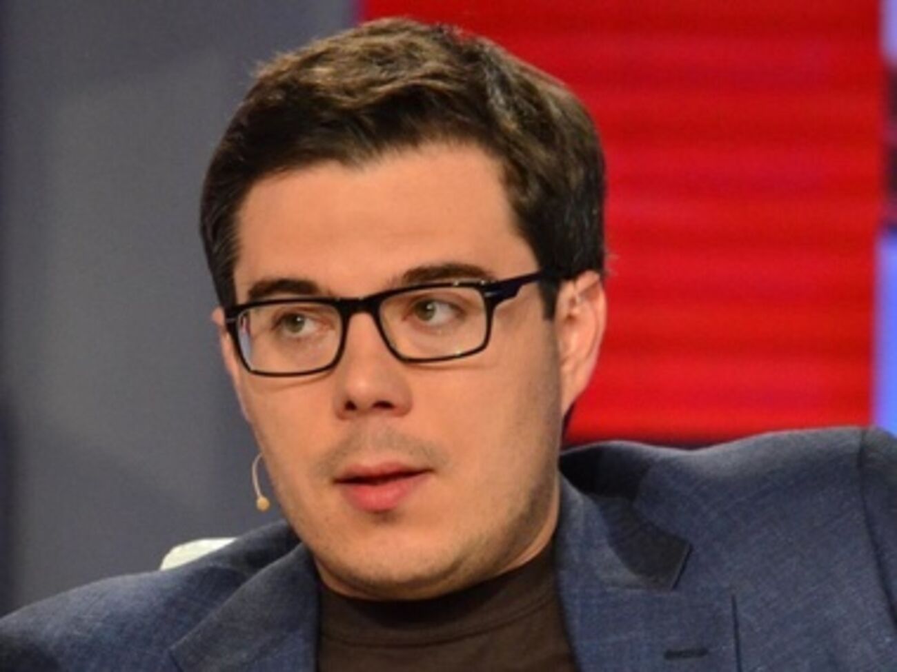 Бывшие регионалы пытаются вернуть к власти ближайшее окружение экс-президента Виктора Януковича, считает Березовец