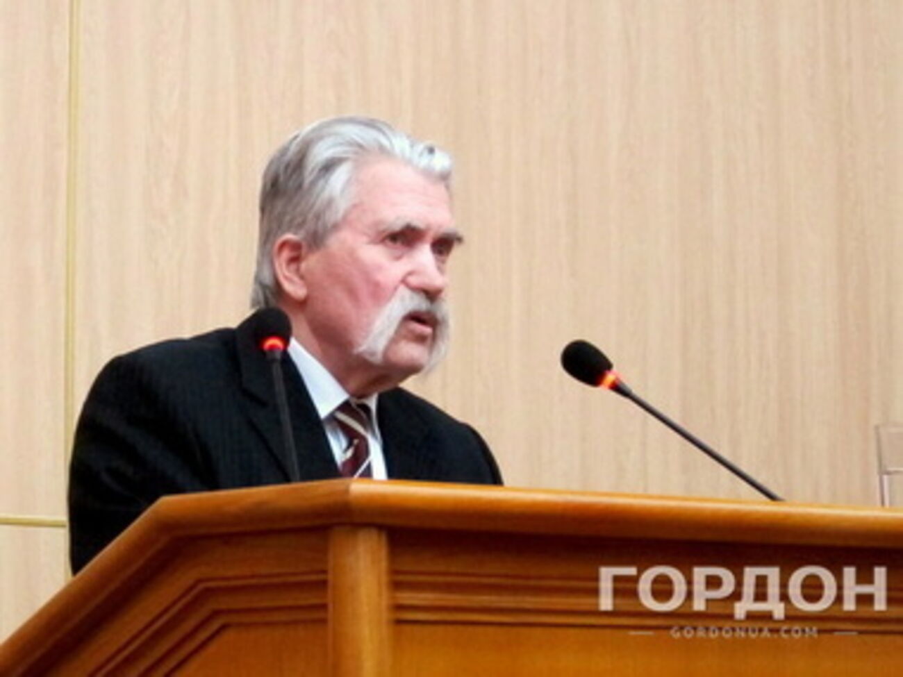 Автор Акта о государственной независимости Украины призвал новоизбранного президента распустить парламент