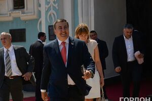 Михаил Саакашвили обещает помощь новому президенту Украины Петру Порошенко