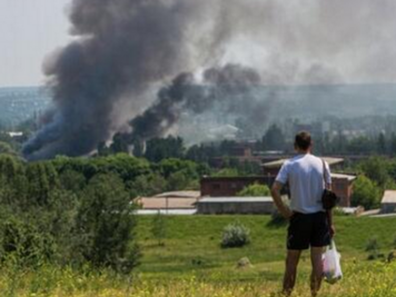 Украинская артиллерия попала по штабу боевиков