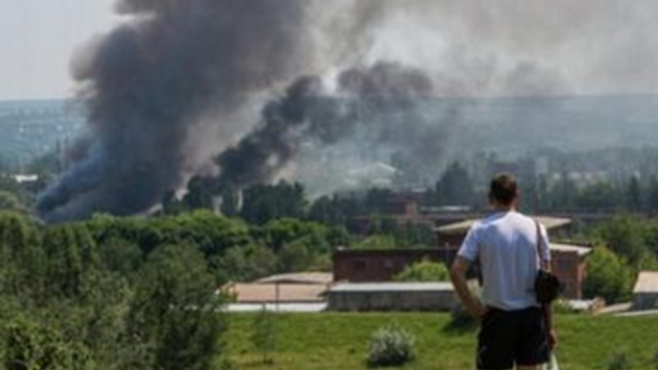 Украинская артиллерия попала по штабу боевиков