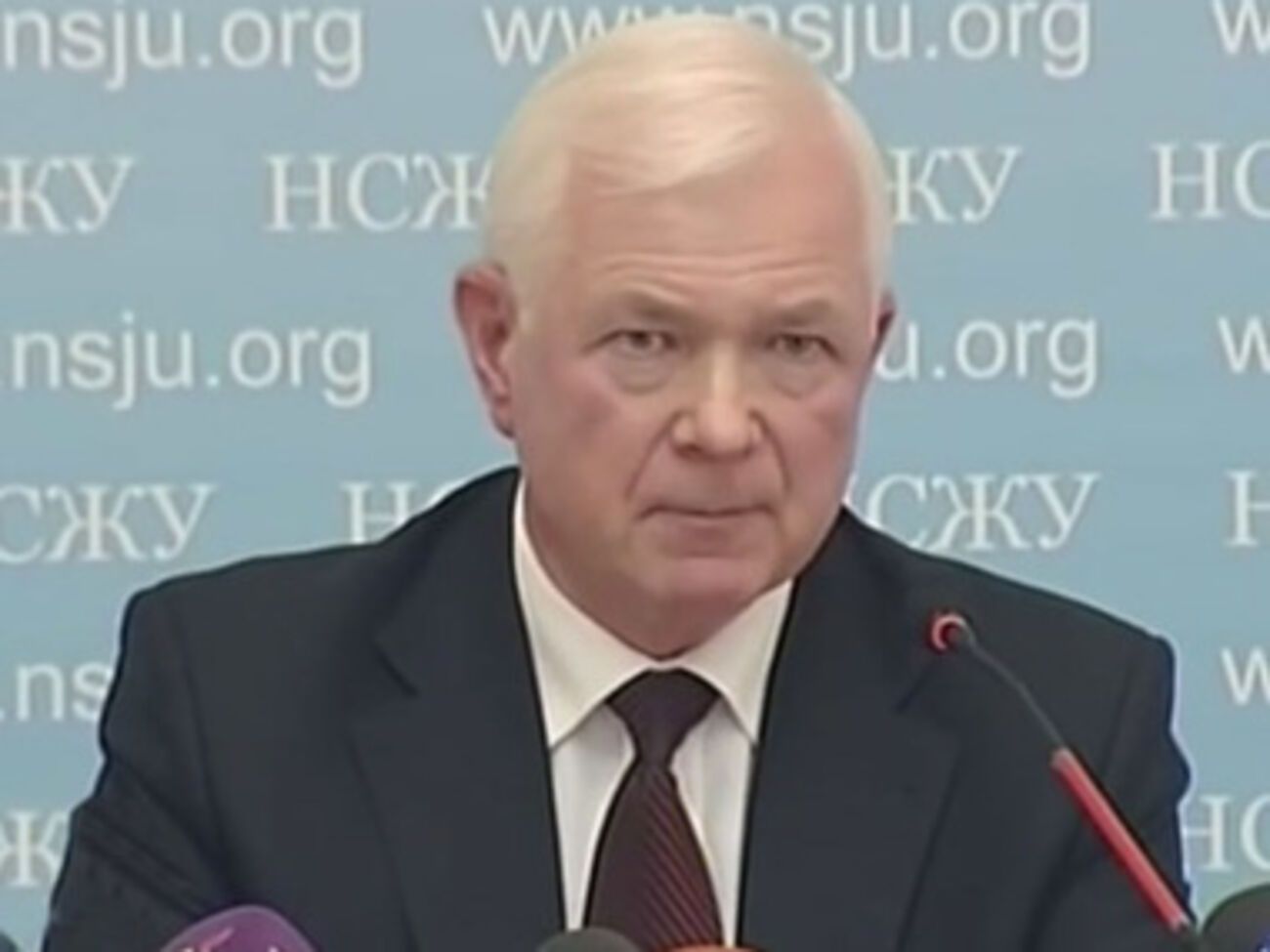 В переговорах может участвовать не только элита Донбасса, но и представители боевых структур сепаратистов, считает Маломуж