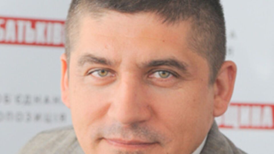 В 2012 году Игорь Радченко баллотировался в народные депутаты от "Батьківщини"