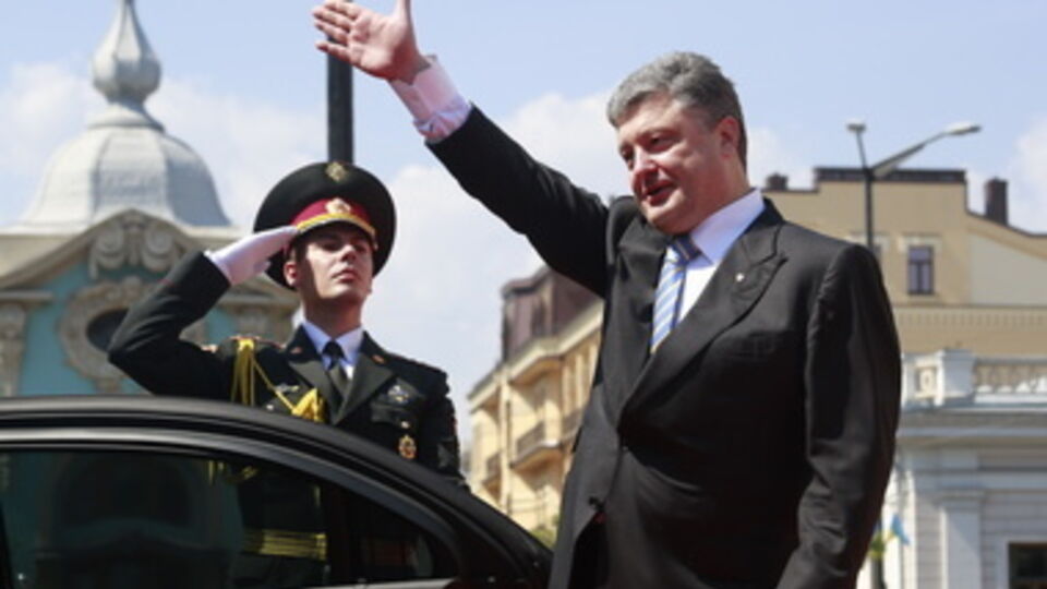 7% россиян ненавидят нового президента Украины