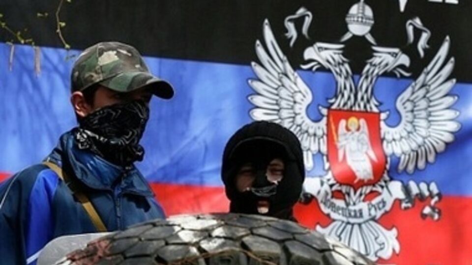 По некоторым данным, боевики вынесли из заведения алкоголь и оборудование