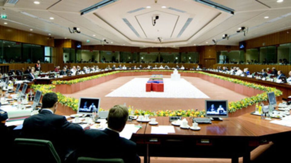 Совет ЕС обсудит действия России