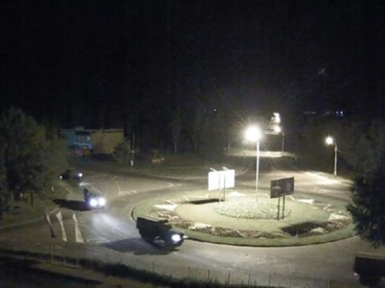 Жители Краснодона сообщали в соцсетях, что колонна бронетехники выдвинулась в направлении областного центра