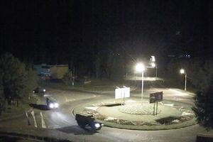 Жители Краснодона сообщали в соцсетях, что колонна бронетехники выдвинулась в направлении областного центра