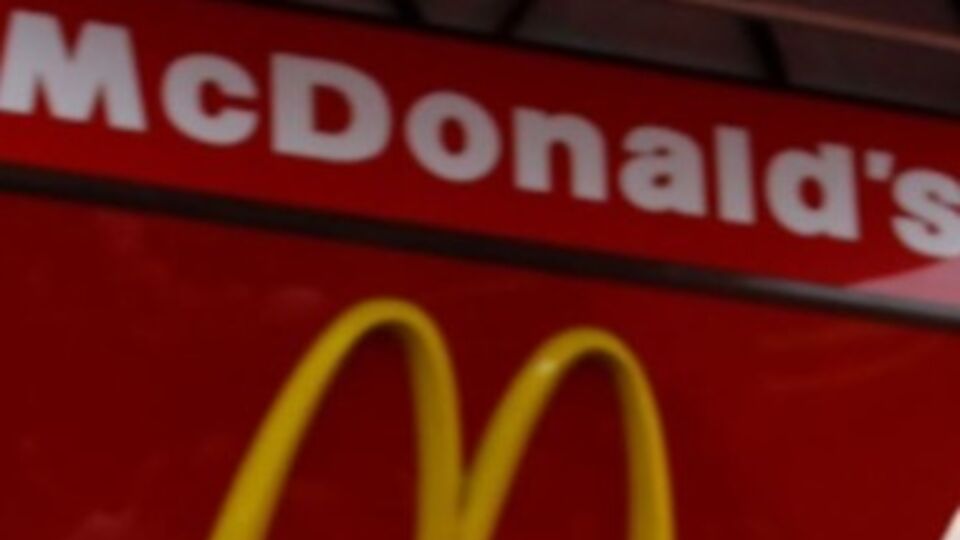 "МакДональдс" в Крыму закрылся еще в апреле