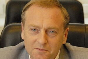 Силовики обстреляли позиции террористов на Саур-Могиле в Донецкой области. Видео