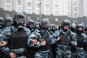 "Беркут" разгонял мирных митингующих во время событий Евромайдана