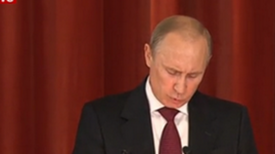 Путин отметил, что Россия пока не вмешивается в реверсную схему, чтобы не усугублять ситуацию