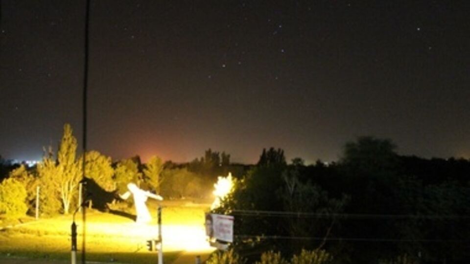 Зарево от взрывов в Краматорске