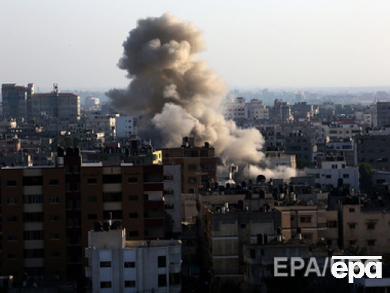 Израиль ведет обстрел сектора Газа несколько дней
