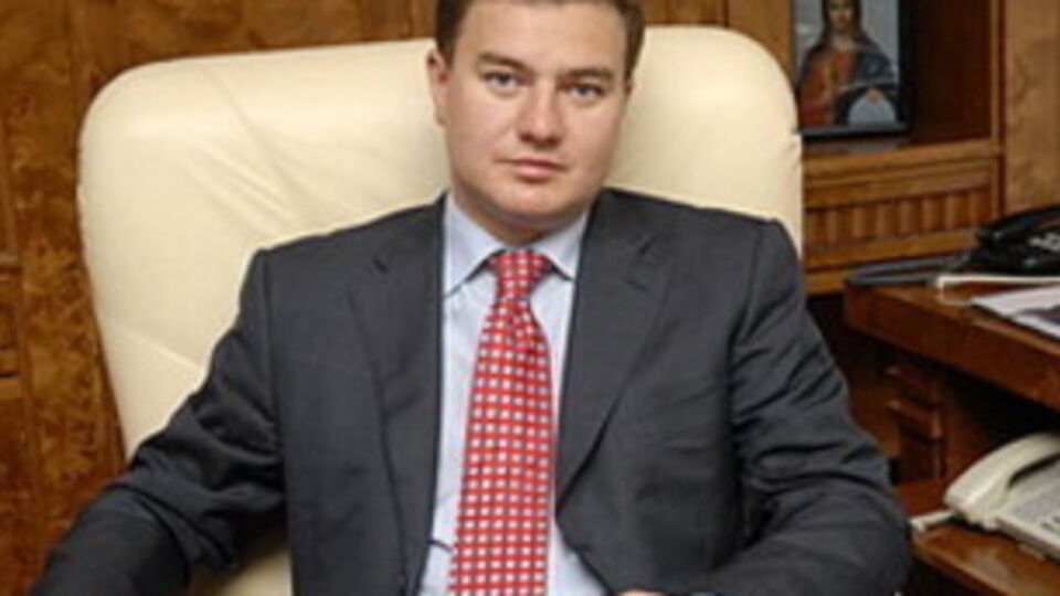 Hyundai столкнулся с автопогрузчиком