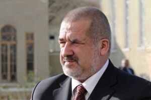 Рефату Чубарову запретили въезд в Крым на пять лет