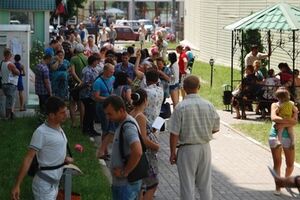 Общий пассажирский и транспортный поток на украинско-российском участке границы за последние месяцы уменьшился на 50%.