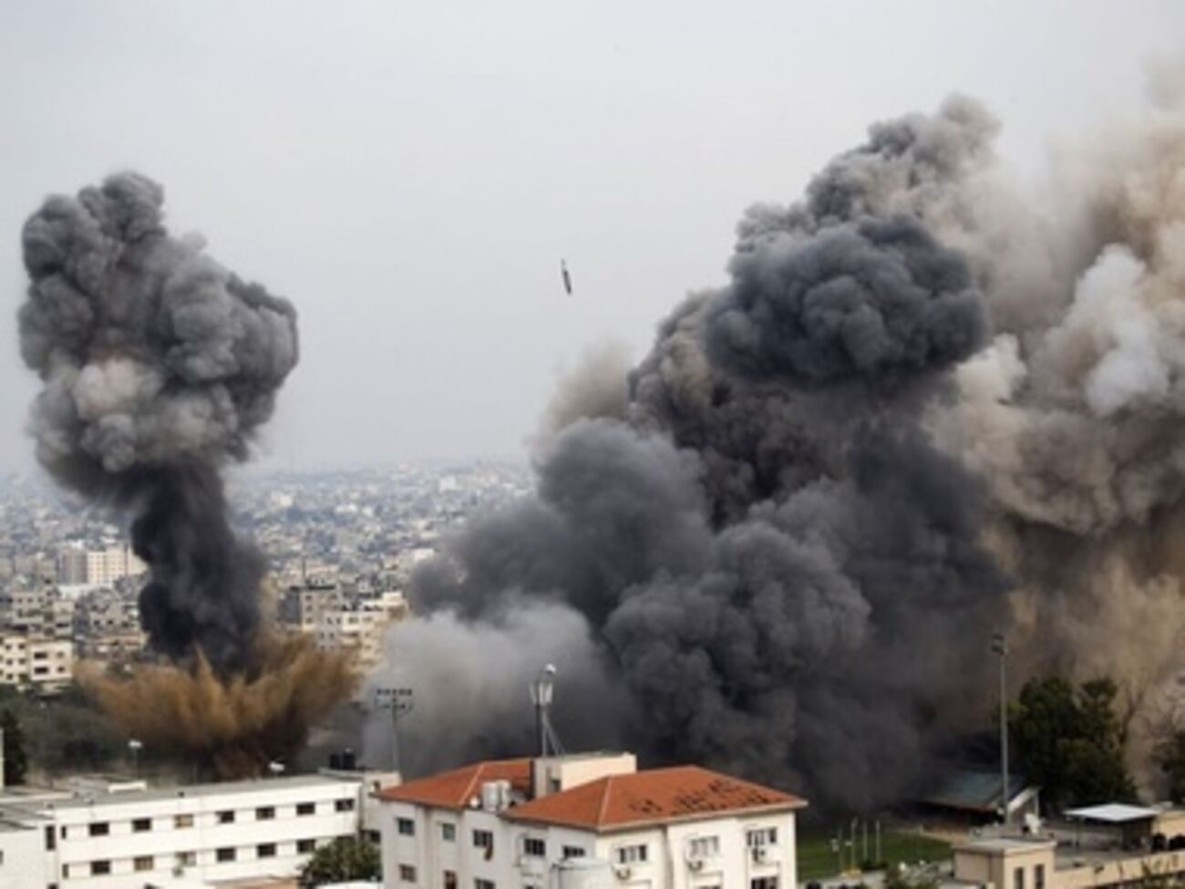 Украинцам без крайней необходимости не рекомендуют ехать в воюющий с ХАМАС Израиль