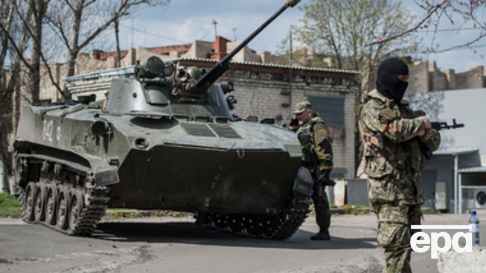 Российская боевая техника продолжает поступать вооруженным боевикам