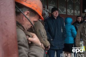Сотрудников в момент попадания снарядов на рабочих местах еще не было