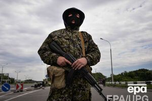 Террористы покинули здание казначейства в Луганске