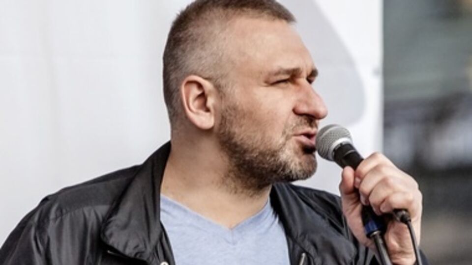 Есть серьезнейшие основания считать, что дело Надежды Савченко не может рассматриваться на территории России, считает адвокат.