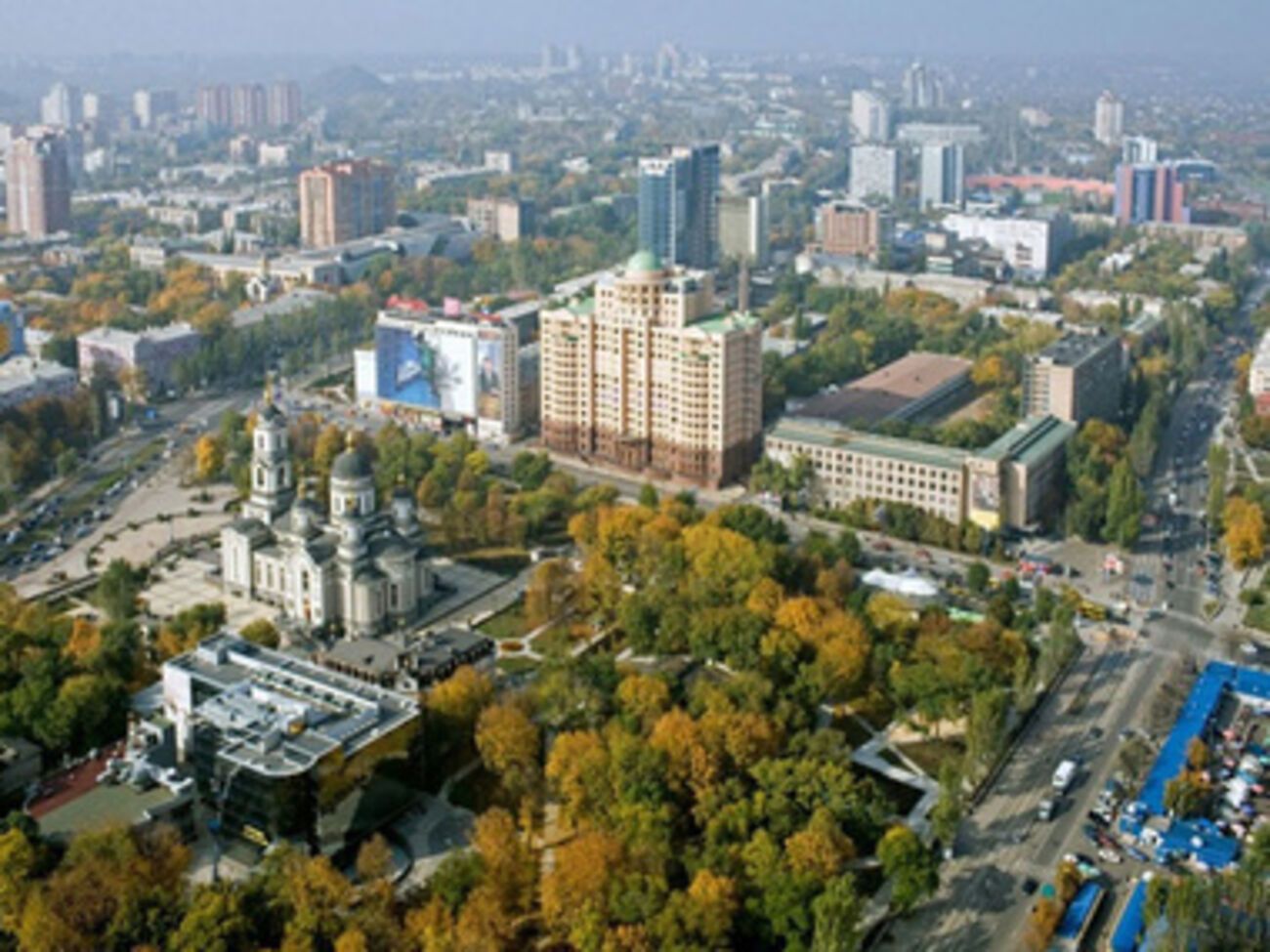 В Петровском районе Донецка повреждена трансформаторная подстанция