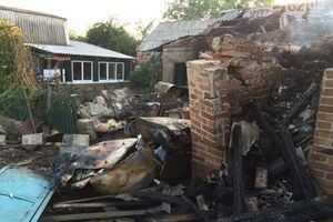 Террористы обстреливают дома из крупнокалиберного миномета