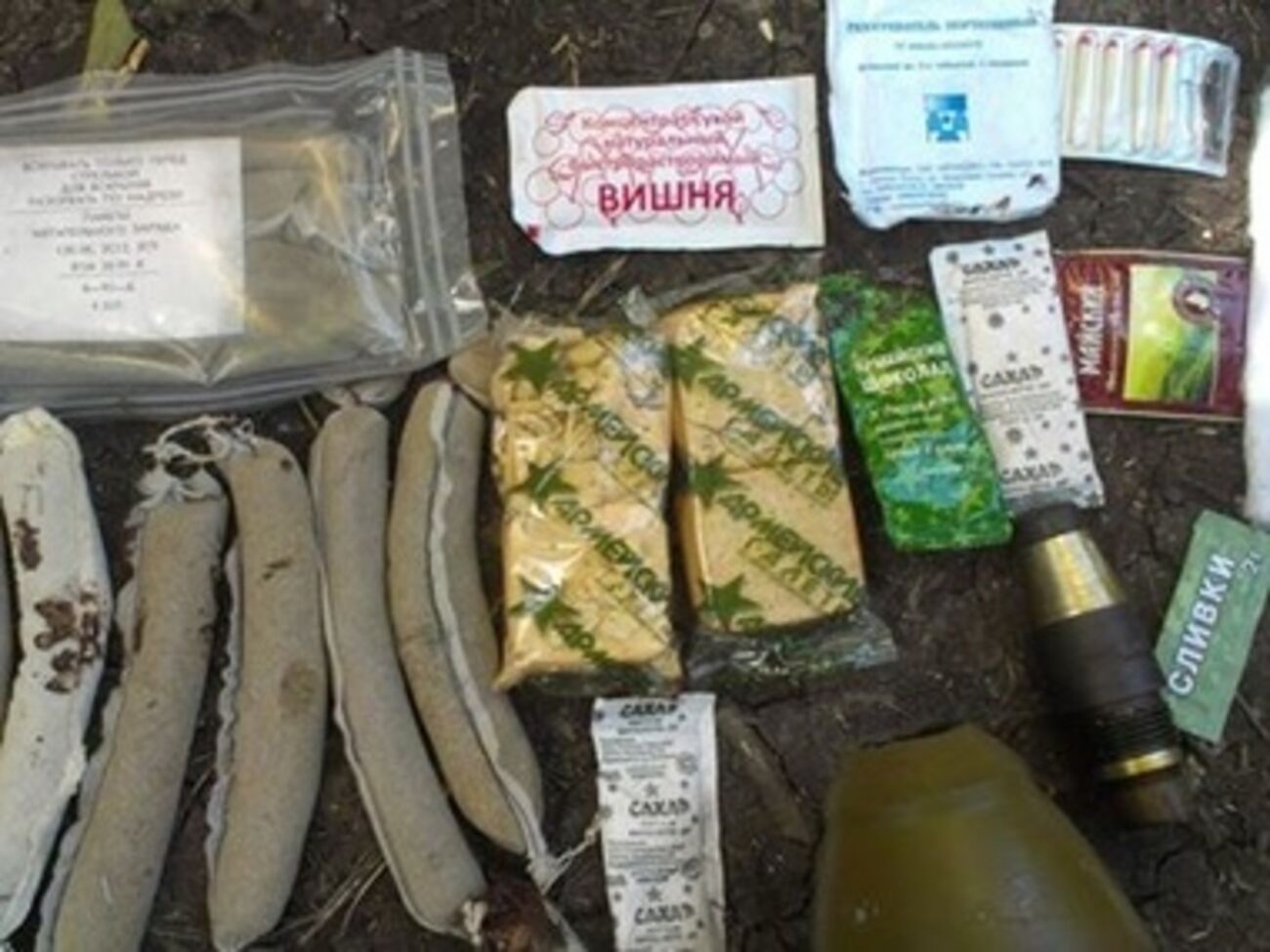 На оставленных позициях террористов обнаружили сухие пайки российского производства