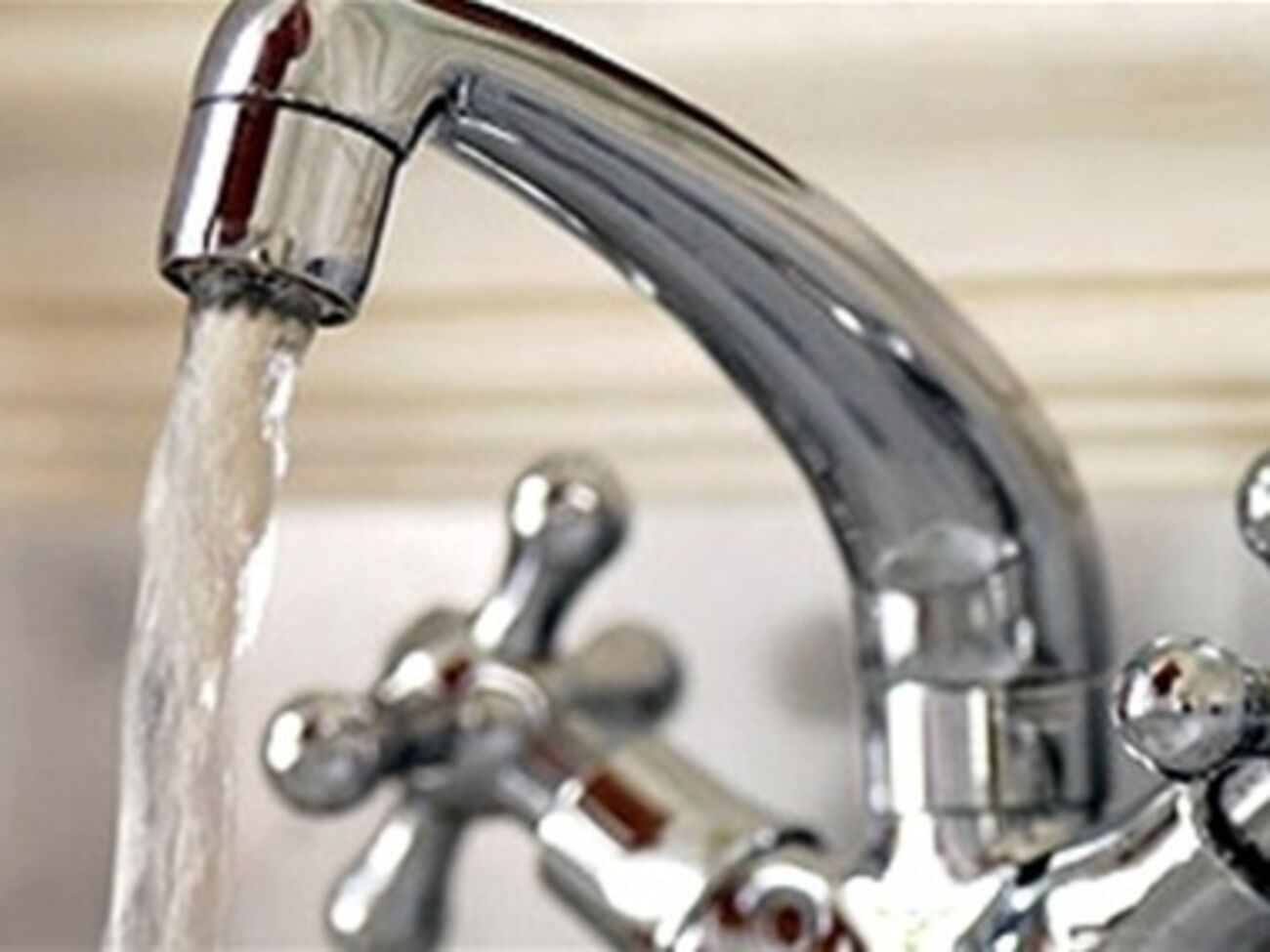 Без горячей воды в Киеве остаются более 5 тысяч домов