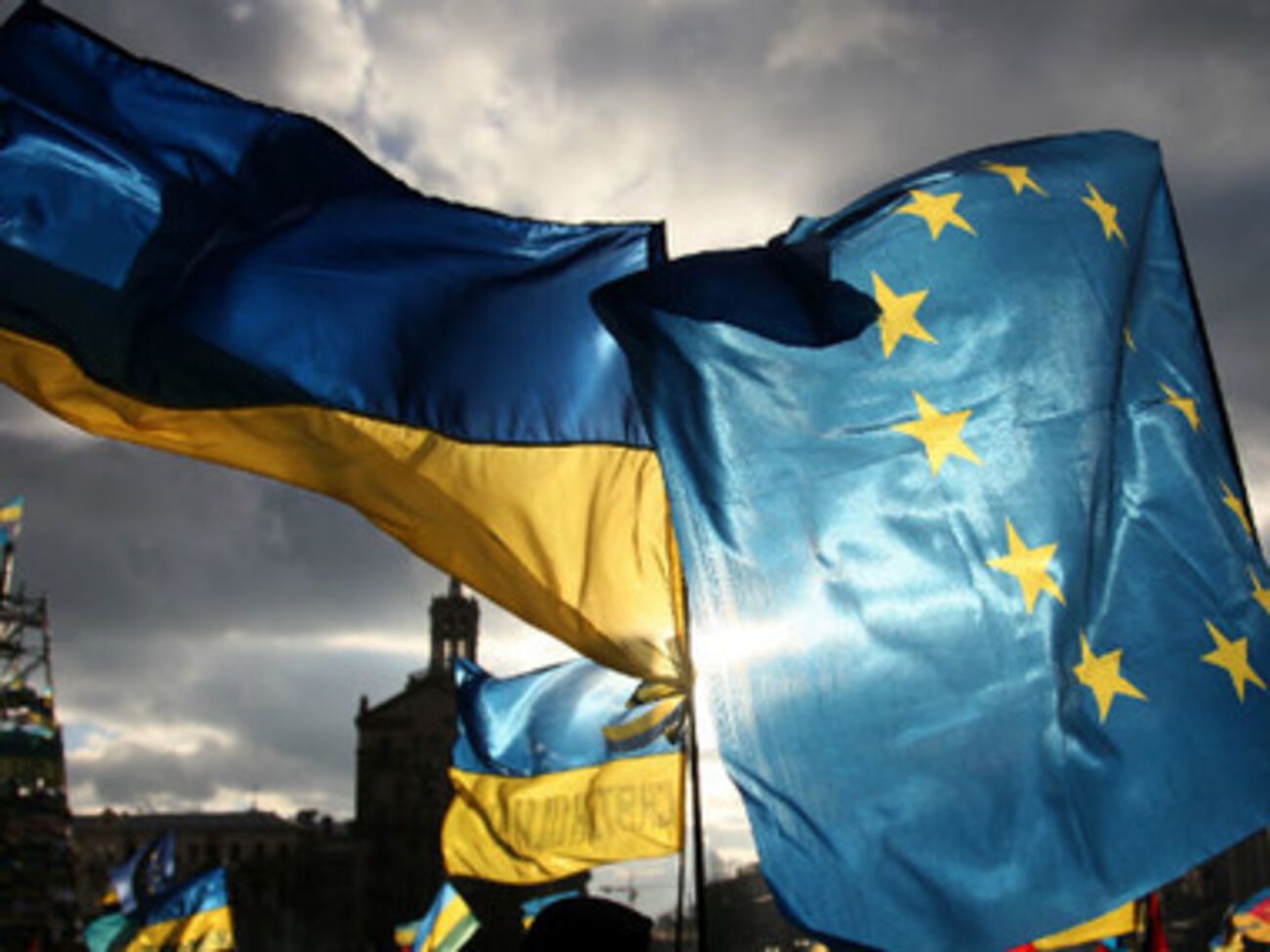 Латвия ратифицировала Ассоциацию Украины и ЕС