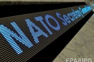 НАТО фиксирует скопление российских войск на границе с Украиной
