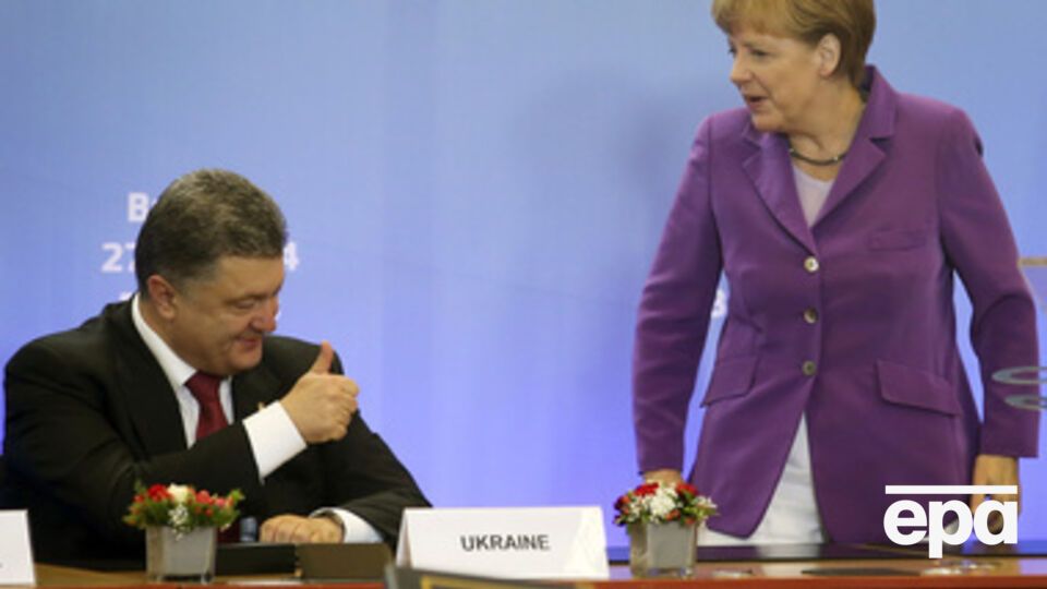 Порошенко и Меркель обсудили возможность продолжения переговоров в формате "нормандской четверки": Германия, Франция, Украина, Россия