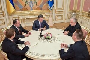Порошенко поблагодарил Польшу, Литву и Латвию за поддержку
